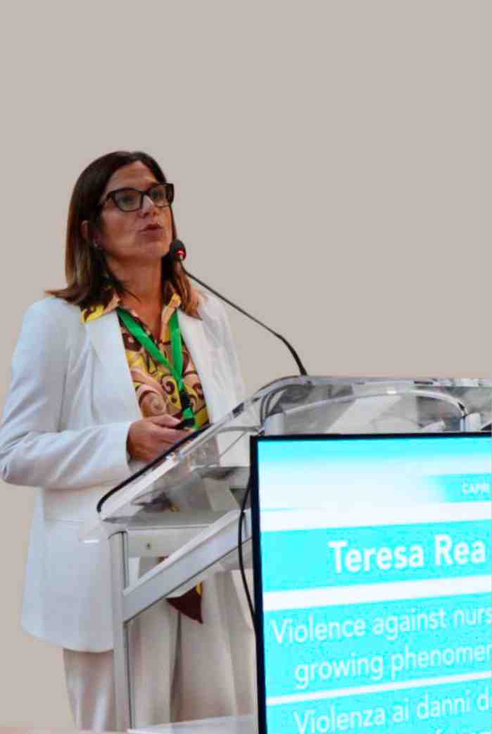 Teresa Rea, presidente dell'OPI Napoli alla Conferenza internazionale "Violence and ita victims